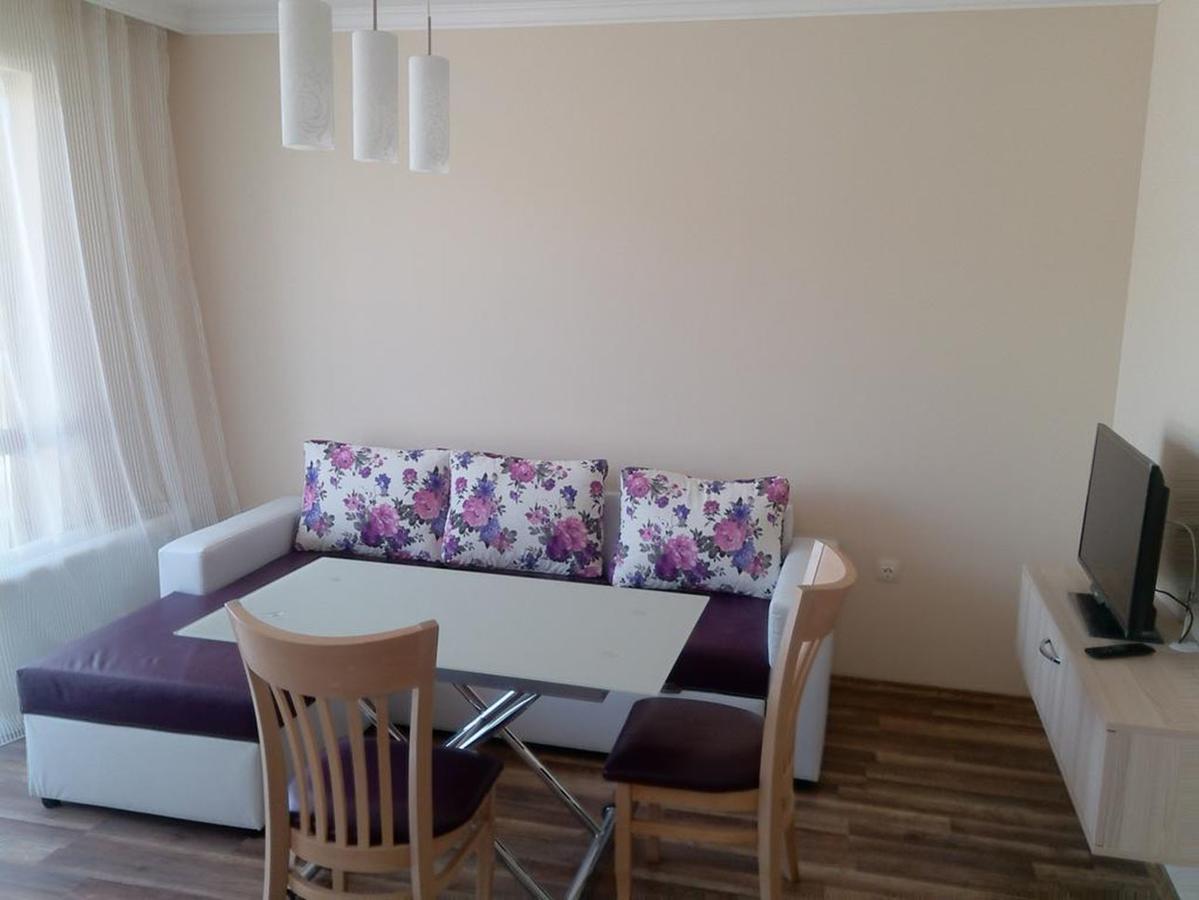 Florence Deluxe Apartments Sveti Vlas Ngoại thất bức ảnh